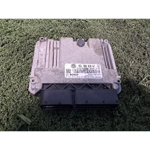 ECUs y Módulos de Computación Usados para Golf 03L906018AT - Product Image 1