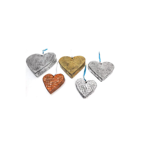 Adornos Colgantes de Corazón Metálico, Corazones Decorativos Texturizados en Plata, Oro y Cobre con Cuerdas para Decoración de Fiestas, Bodas y Eventos - Product Image 1