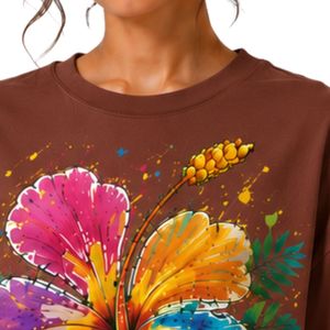 เสื้อยืดโอเวอร์ไซส์สีน้ำตาลสำหรับผู้หญิง พิมพ์ลายดอกชบาสีสันสดใส เสื้อยืดลำลองผ้าฝ้ายสำหรับฤดูร้อน รับผลิตแบบ OEM ODM ขายส่ง - Product Image 5