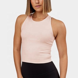 Débardeur féminin essentiel et tendance, design léger, parfait pour la garde-robe estivale et le style quotidien - Product Image 6