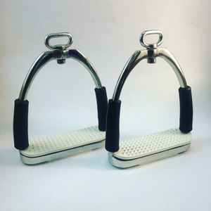 Étriers de sécurité en acier flexibles personnalisés avec matériau en acier inoxydable de la meilleure qualité / Étriers légers pour chevaux à prix abordable - Product Image 6