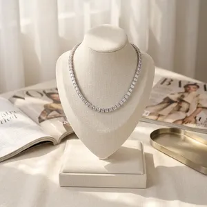 Collar de Boda Hip Hop para Mujer, Chapado en Oro Blanco, con Diamantes Cultivados en Laboratorio, Corte Brillante Redondo, Color D, Certificado IGI - Product Image 1