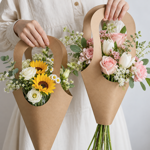 Sac d'emballage pour bouquet de fleurs en kraft avec poignée intégrée, logo personnalisé, fabricant de sacs cadeaux pour fleuristes - Product Image 1