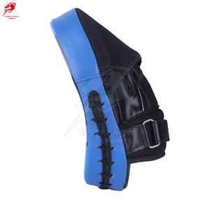 Guantes de Boxeo Modernos y Estéticos para Jóvenes Urbanos, Transpirables y Ligeros - Product Image 4