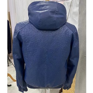 Veste en cuir d'autruche gaufré de haute qualité pour hommes, style moto premium, fabricant OEM ODM, service d'échantillons disponible - Product Image 6