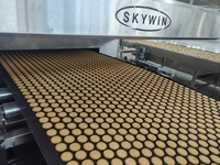 Machine à fabriquer des biscuits entièrement automatique de haute qualité, petite taille, pour la production de biscuits / Ligne de production de biscuits