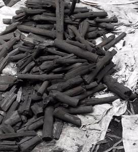 Charbon de bois en briquettes carrées fabriqué à la machine, en bambou noir, sac de 10 kg, prix usine, pour barbecue extérieur et camping - Product Image 2