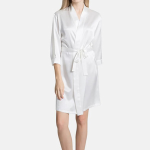 Robe Kimono de Barbier/Coiffeur Personnalisable avec Logo Client pour Salon de Beauté, Coiffure et SPA – Modèle Premium - Product Image 1