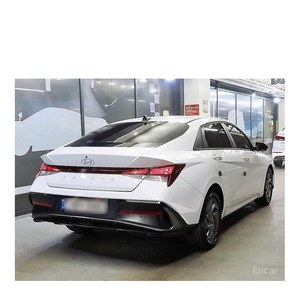 Hyundai Avante Modern 2025 con 17,735 km, Volante a la Izquierda, Asientos de Cuero, Cámara Trasera - Product Image 4