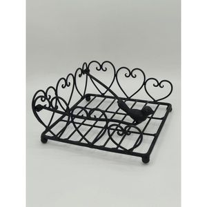 Panier à serviettes en fer contemporain pour la salle à manger moderne, alliant utilité et style métallique décoratif - Product Image 2