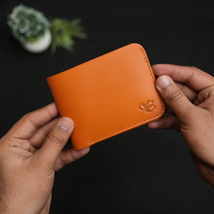 Cartera Bifold de Cuero Vegano Italiano de Primera Calidad, Hecha a Mano, Delgada, Duradera y Clásica - Product Image 6