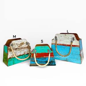 Pots de fleurs / Sacs à fleurs en bois de bateau recyclé couleur naturelle pour la maison, le jardin et l'extérieur, jardinière décorative en rotin/mendong de taille moyenne - Product Image 1