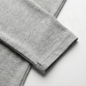 T-shirt à manches longues et col rond pour femme, couleur personnalisée, coton biologique de luxe, prélavé, certifié GOTS, coupe douce et premium - Product Image 6