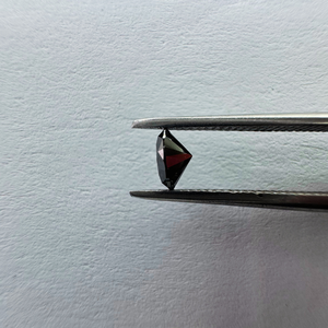Pierre de diamant naturel noir ovale taillée de 4 mm * 3 mm, sertie, à facettes, certifiée IGI pour la fabrication de bijoux - Product Image 3