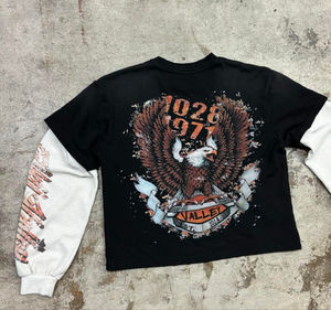 Camiseta de hombre personalizada con serigrafía, estilo vintage, de algodón, con efecto rasgado, manga doble gofrada, desgastada, lavado ácido, 100% algodón tejido. - Product Image 3