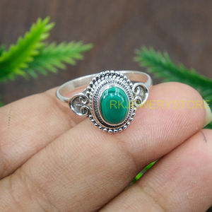 Bague en malachite naturelle, argent sterling 925, faite à la main, bijoux vintage de créateur, bague en pierre verte pour femmes, vente en gros - Product Image 4