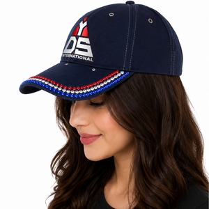 Gorra de Béisbol Unisex Personalizada con Pedrería, Gorra de Moda Premium con Detalles Brillantes, Diseño Cómodo para Uso Diario, Estilo de Vida Moderno - Product Image 3