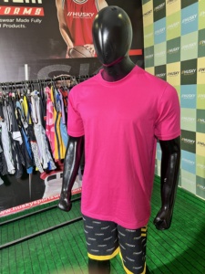 T-shirt en tricot à manches courtes pour homme, rose, col rond, coupe classique, couleur unie, style décontracté, logo sur le devant, séchage rapide - Product Image 2