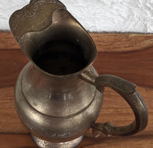 Carafe vintage en laiton de haute qualité avec finition polie pour la maison, les restaurants et les hôtels, pichet en métal pour l'eau - Product Image 6