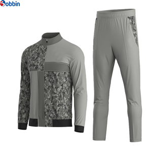 Survêtements unisexes personnalisés respirants à sublimation, très demandés, pour clubs de football, avec veste de survêtement unie et motif sportif sur le devant - Product Image 1