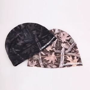Casquette de cyclisme personnalisée pour hommes, doublure en satin, en nylon, avec logo imprimé, pour le vélo, le ski et les sports. - Product Image 1