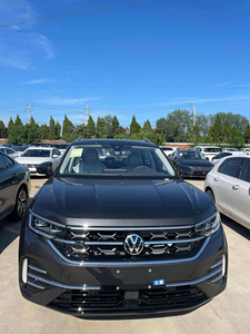 Voitures d'occasion SUV 5 portes 5 places de taille moyenne, essence, bon marché, en parfait état, prêtes à être expédiées - Product Image 3