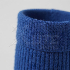 Nouvelles Chaussettes de Football Hiver Montantes Personnalisables et Élégantes, en Matière Tricotée Respirante et Rembourrée pour l'Entraînement Sportif en Équipe Adulte - Product Image 6