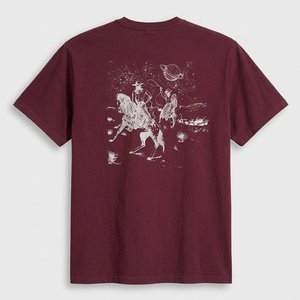 Nouveaux T-shirts pour hommes personnalisés avec logo imprimé DTF, couleur bordeaux, pour un style vintage Highstreet, col rond, tissu respirant et confortable - Product Image 1