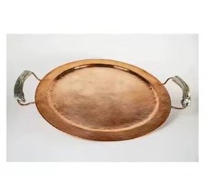 Bandeja Decorativa Ovalada de Cobre con Asas, Plato de Servir Artesanal de Metal Minimalista - Product Image 4