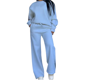 Ensemble de survêtement deux pièces chaud et décontracté pour femme, en molleton léger imprimé, avec sweat à capuche et pantalon long, idéal pour l'automne et le sport. - Product Image 3