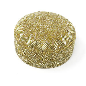 Fabuleuse boîte à bijoux indienne en laque scintillante, ornée de perles et de miroirs, boîtes à bijoux luxueuses faites à la main, boîtes portables - Product Image 1