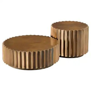 Mesas de centro y auxiliares de aluminio fundido de la mejor calidad, chapadas en oro de alto grado, con un diseño único y lujoso, a un precio impresionante. - Product Image 3