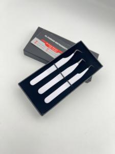 Pinces à extensions de cils, couleur blanc mat, pointe en plasma noire, acier inoxydable japonais, logo personnalisé, boîtes en carton, durables et de précision - Product Image 5