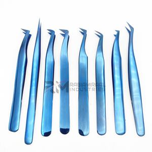 Pince à épiler pour extensions de cils RMI Super Qualité, couleur bleu plasma, 8 pièces, prise plate - Product Image 1