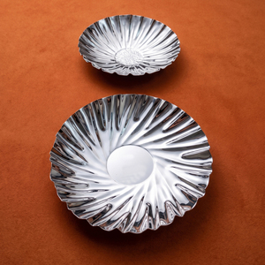 Modern Two Piece Ribbed Metal Chocolate <b>Tray</b> Bowl Set With <b>Mirror</b> Finish, Ideal For Wholesale Luxury Dining Home Tableware - Product Image 2