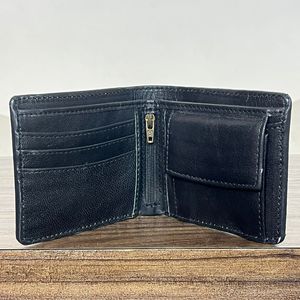 กระเป๋าสตางค์หนังวัวแท้ลาย Tooled รุ่นใหม่ล่าสุด กระเป๋าหนังแท้ลาย Bull Tooling สไตล์ลำลอง ใส่บัตรประชาชน ใส่เงิน กระเป๋าสตางค์แบบพับสองตอน - Product Image 6