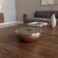 Brûleur à Bakhoor en bois avec couvercle plat en métal argenté et découpe étoiles célestes – Design élégant pour parfumer la maison