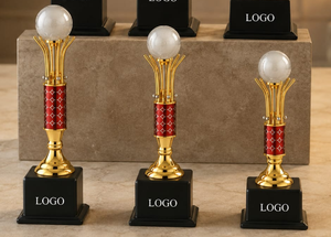 Trofeo Deportivo de Metal Fundido a Presión con Base Roja con Patrón y Parte Superior Cromada, Modelo 624, Portátil, Duradero, con Grabado e Impresión UV - Product Image 6