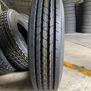 Neumáticos Radiales Sin Cámara de Alta Calidad para Camiones Ligeros, Tamaño 295/75/22.5 11R22.5 11R24.5 255/70R22.5 315/80R22.5, Caucho Sólido, Nuevo, Austria - Product Image 1