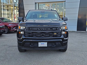 CAMIONETA USADA CHEVROLET SILVERADO 1500 LHD 2026 DE PRIMERA MANO EN BUEN ESTADO - Product Image 1