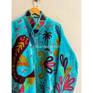 Chaqueta de algodón bordada con cuello mandarín estilo bohemio hecho a mano con estampado de peces, ropa de mujer para la temporada de primavera - Product Image 3