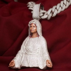 Colgante de Corona Religiosa Católica para Mujer, con Moissanita, para Ceremonias Religiosas, Colgante de Plata 925 con Incrustaciones de Circonitas - Product Image 1