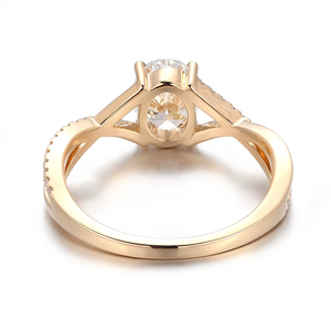 แหวนเพชรทองคำขาว 18K เครื่องประดับผู้หญิง หินหลัก 1 กะรัต รูปไข่ แหวนเพชรแล็บรับรองโดย IGI แหวนหมั้น แหวนแต่งงาน - Product Image 4