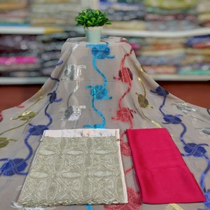 Dirac somalí de lujo, de la mejor calidad y última tendencia, con estampado floral en tela de gasa, para ropa de boda somalí. - Product Image 1