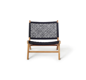 Chaise longue d'extérieur moderne en teck massif avec assise et dossier tressés noirs pour patio, terrasse, hôtel et usage commercial - Product Image 2