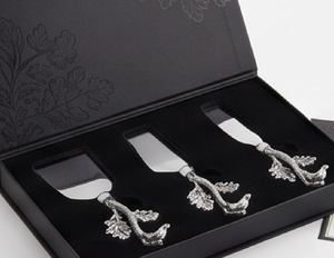 High Quality Mirror Finished Stainless Steel <b>Cheese</b> <b>Knife</b> <b>Set</b> With Elegant Leaf Pattern Handles Perfect For Home Kitchen Dining - Product Image 4