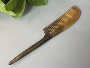 Peine de Cuerno Natural con Detalles Finos, Hecho a Mano, Artesanía, Suministro al por Mayor - Product Image 2