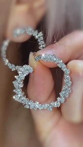 Nuevos Pendientes de Aro Redondos con Moissanita Brillante 925 para Mujer, en Plata de Ley con Baño de Oro Blanco, Pendientes de Diamantes de Moissanita - Product Image 2