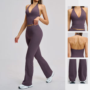 Ensemble de yoga noir élégant pour femmes, tissu côtelé, haut court à une épaule avec short taille haute, tenue de sport ajustée - Product Image 1
