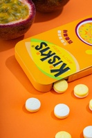 Bonbons Menthe Fruitée KisKis, Saveur Fruit de la Passion, Sans Sucre, en Boîte Fine, Rafraîchissants pour l'Haleine, Idéaux pour le Bureau et les Voyages